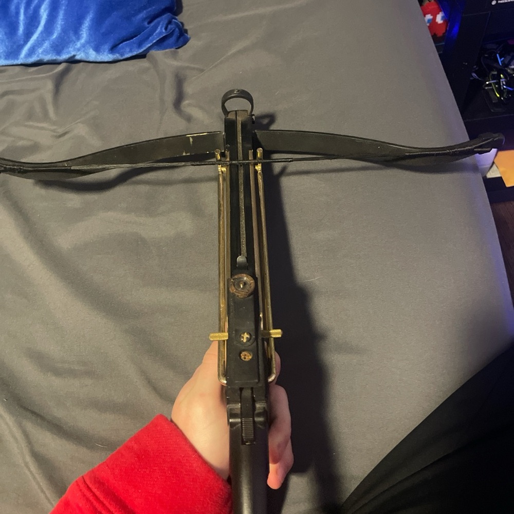 Mini cross bow